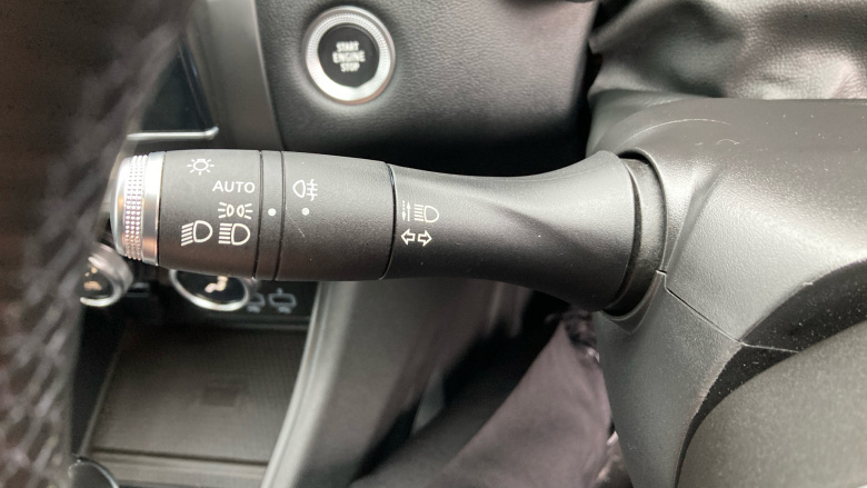 Renault Captur 1.3 TCE 130 S Edition 5dr EDC Petrol Hatchback